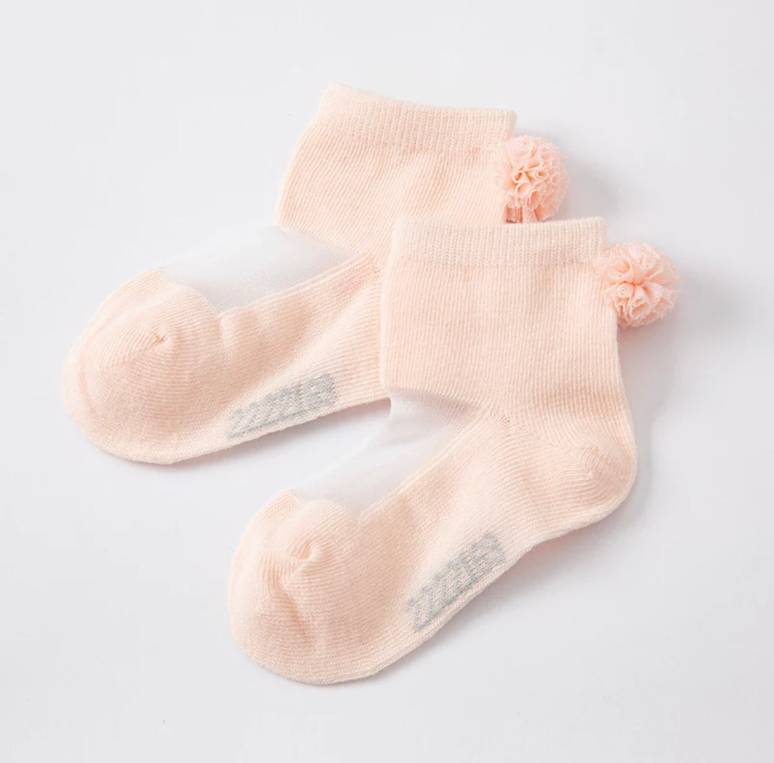 Tulle pompom socks